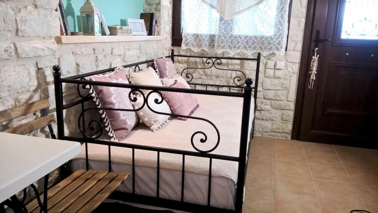 Stone Studio In Nature With View To Corfu Town! Evropouloi Εξωτερικό φωτογραφία